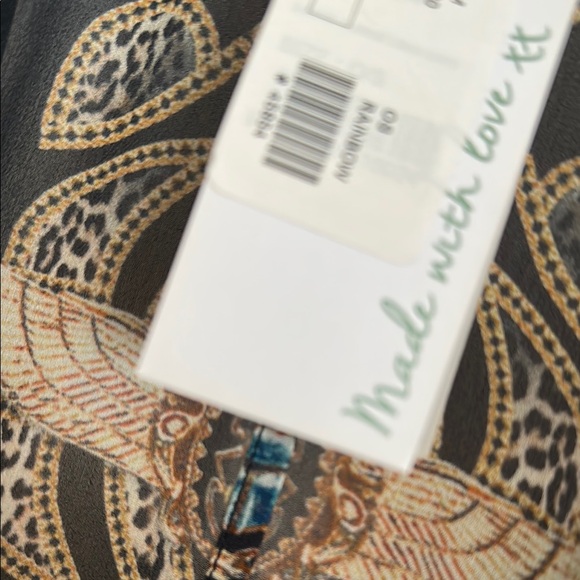 Camilla Elegant Multicolor Kimono Robe - Picture 9 of 9